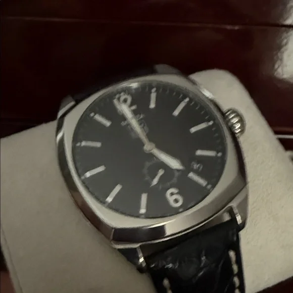 Men’s Tag Monza Watch with Leather Strap - Picture 2 of 6